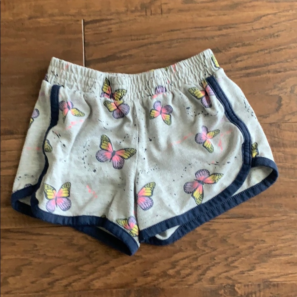 Kids girls M7-8 Grey butterfly shorts
